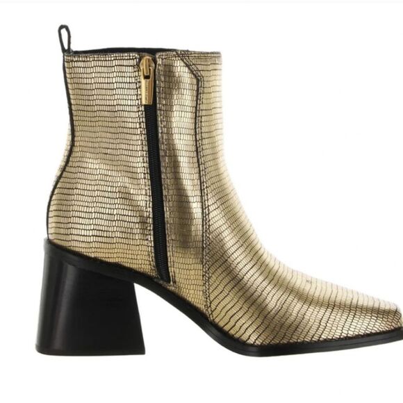 🆕👢Vince Camuto Sojetta Ankle Boots, Gold, Sz 5-1/2 - Picture 2 of 6